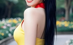 三个男人一起舔我好爽